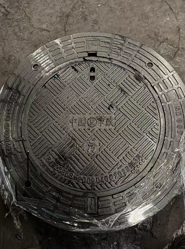 新吴球墨铸铁防沉降井盖展示